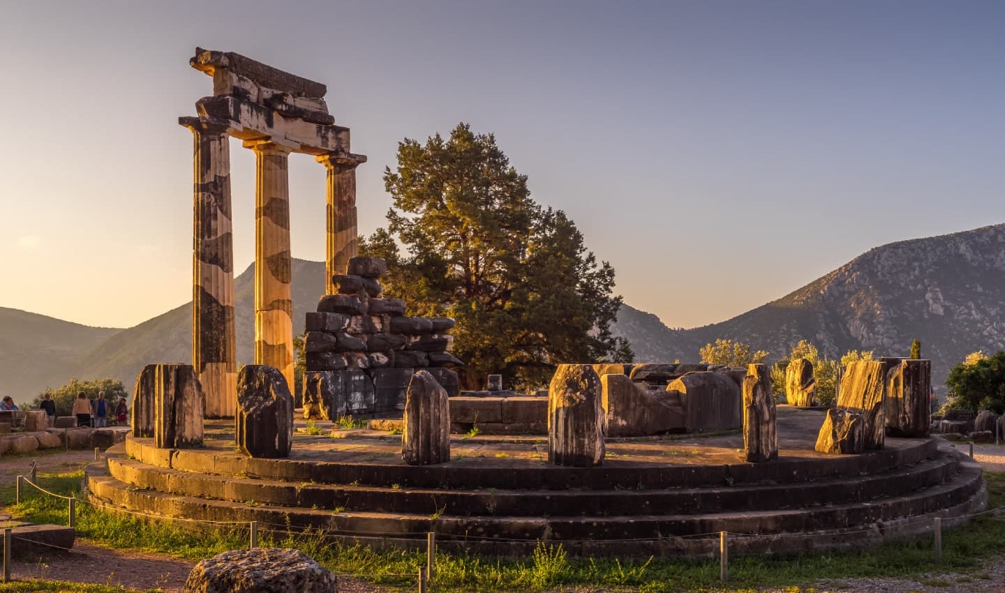 Delphi | Pythia's oracle cover