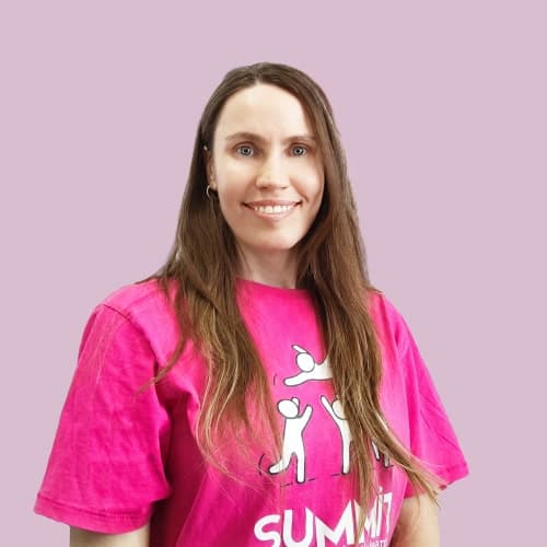 OUR TEAM_Maria-min.jpg